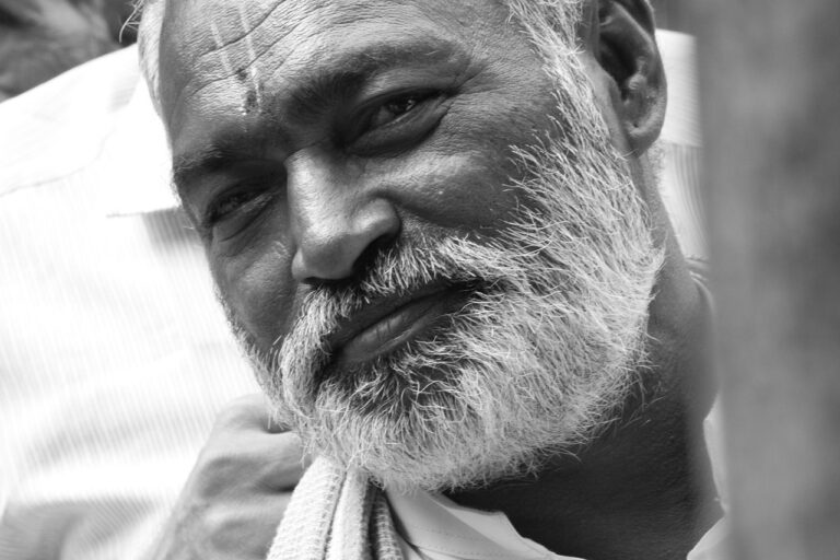 sri lanka, india, culture, asian, portrait, people, adult, senior, male, old, person, elderly, grandfather, face, human, older, youth, man, young, red, guy, gray human, gray elderly, gray culture, grandfather, grandfather, grandfather, grandfather, grandfather
